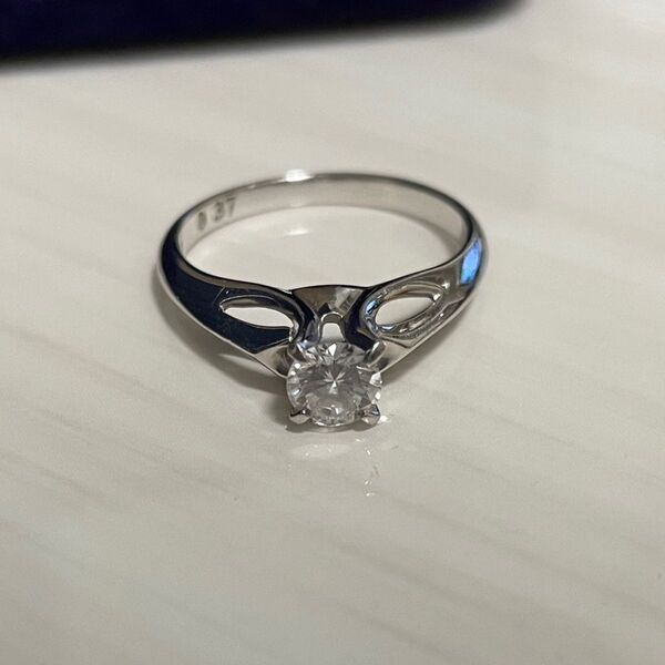 プラチナ900×ダイヤモンド0.37ct. エンゲージ リング アンティーク ビンテージ