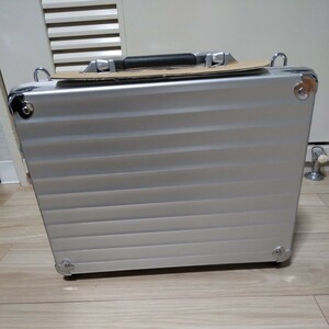 RIMOWA　リモワ アタッシュケース　アタッシェケース 906.09 （6220）新品　長期保管品