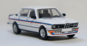 PCX87 1:87 BMW M535i (E12) White, 870092