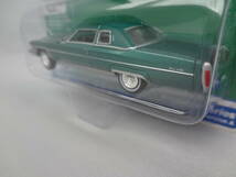 AutoWorld　オートワールド　1/64　1975 Cadillac Coupe Deville　Greenbrier Firemist Poly　キャデラック クーペデビル　グリーン_画像4