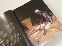 洋書 写真集 コンゴの自然と人々の暮らし Infini Congo 2010年 豪華大型本 アフリカ コンゴ民主共和国　_画像3