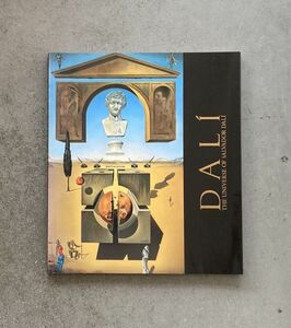 Art hand Auction Catalogue : Le Monde de Dali 1999 Takao Okamura Une nouvelle race humaine est-elle née, Ou la transformation de la vie et de la mort / L'ère du mysticisme nucléaire, Peinture, Livre d'art, Collection, Catalogue