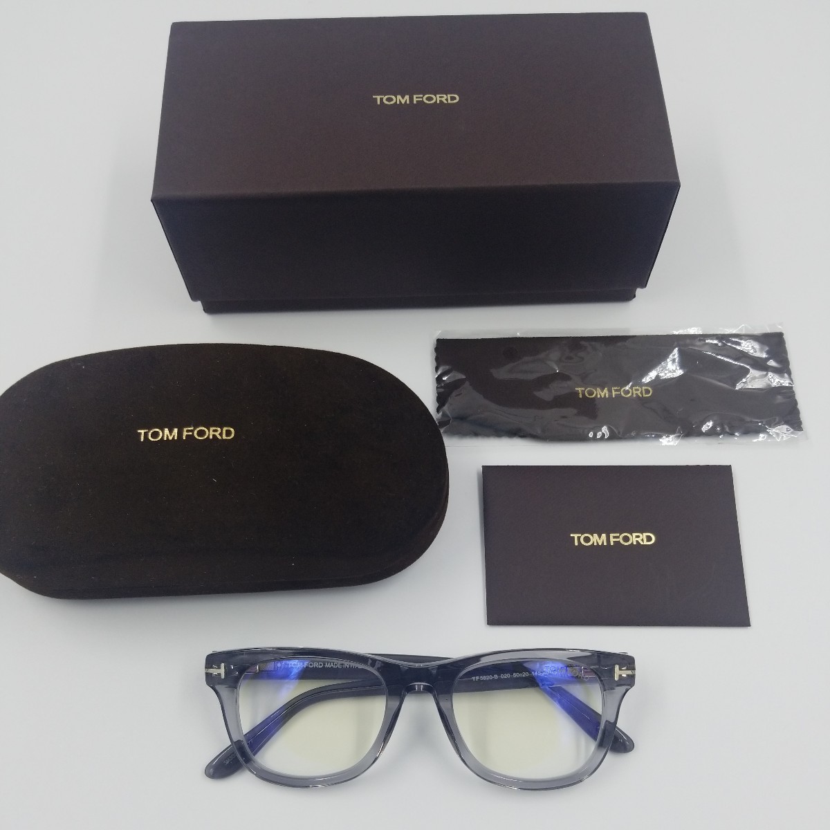 新品未使用品】トムフォード メガネフレーム TOMFORD TF5807-B 001