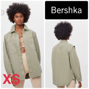 Bershka ベルシュカ　オーバーサイズ　シャツジャケットXS カーキ　カラーデニムジャケット