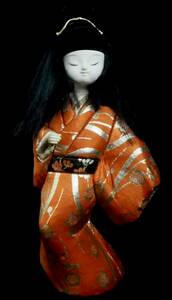 江戸時代から続く後世に伝えたい技法 昭和ビンテージ木目込み人形「舞妓」1980年代 幅13cm 高26cm 美しくしなやかな立ち姿のお人形 FTO511