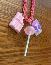 お菓子　チャーム　ハンドメイド　アクセサリー　雑貨　　ロリポップキャンディー　キーホルダー　バッグチャーム　ピンク　かわいい_画像2