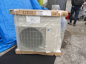 0D8635 unused DAIKIN heat pump type hot water heating ho . eko floor interior unit 1MU28RFV0