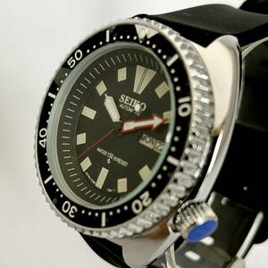 SEIKO Diver セイコーダイバー　自動巻機械式　回転ベゼル　裏スケルトン 44mm　150m防水　シリコンラバーバンド　17石