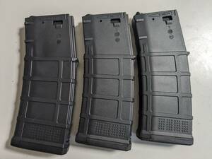 【新品未使用】D-DAY製 M4スタンダード電動ガン用 スプリングマガジン PMAG gen3 タイプ 130連 30連 切り替え式 3本セット