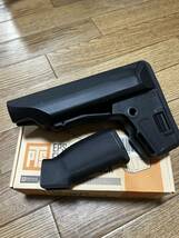 dbal-a2 peq-15 magpul pts グリップ　ストック　その他フラッシュハイダー・レール等　ジャンク品_画像8