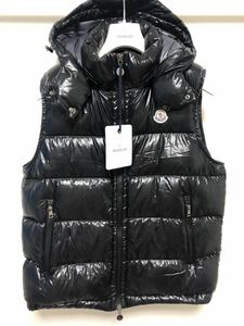 送料無料 未使用 MONCLER BORMES 5 モンクレール ブラック ダウンベスト 正規品　定価203500円 ダウン ベスト ジレ フード アウター