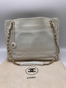 ★ CHANEL / シャネル マトラッセ チェーン ショルダー トートバッグ ラムスキン レザー ホワイト ブランド 中古品 1113NA