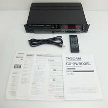 TASCAM タスカム　CD-RW900SL ラックマウントCDレコーダー_画像1