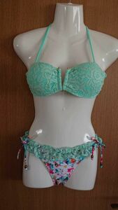 * mint Gris -n*re-s× floral print * bikini 2 point set *M* wire entering *