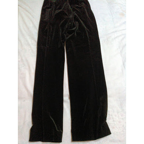 Cucina inc. こげ茶ズボン