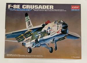 送料510円～ 希少 中袋未開封 未組立品 アカデミー 1/72 F-8E クルセイダー アメリカ海兵隊 プラモデル　エリア88 風間真