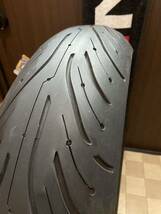 中古MCタイヤ 2021年製造 MICHELIN 2CT pilot ROAD4 160/60ZR17 パンク修理痕あり ミシュラン ロード4 160 60 17 1821 A2749_画像2