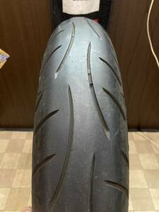 中古MCタイヤ METZELER SPORTEC M5 INTERACT 120/70ZR17 メッツラー スポルテック 120 70 17 4019 A2790