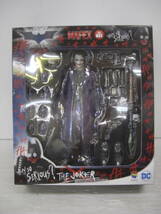 ◆◇MAFEX　THE JOKER Ver.2.0 ダークナイト　：玩K1050-101ネ　◇◆_画像1