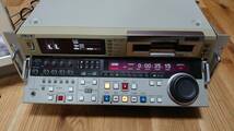 ★【中古/動作品 】SONY DSR-2000A DIGITAL VIDEO CASSETTE RECORDER 業務用DVCAMレコーダー●現状品（i.Link、SD-SDI、DRUM 277 時間！）_画像6