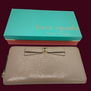 kate spade new york / ケイトスペード ニューヨーク ラウンドファスナー長財布 ベージュ系 リボンデザイン 箱付き