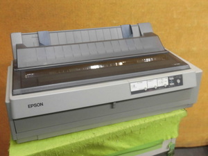 [A18556] EPSON VP-1900 ラウンド型 ドットプリンタ USB／有線LAN／パラレル接続 複写伝票等にどうぞ ◎印字動作OK◎