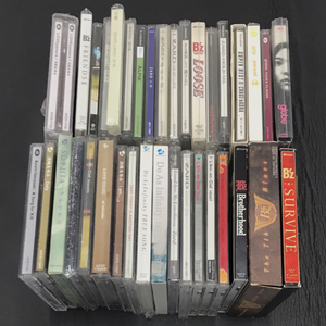 浜崎 あゆみ LOVEppears / B'z FRIENDS / GLAY ONE LOVE / ZARD HOLD ME 等 保存ケース付 邦楽 CD まとめ セット