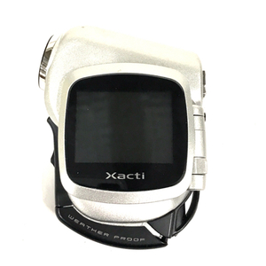 SANYO Xacti DMX-CA6 6.3-31.7 1:3.5-4.7 デジタルムービーカメラ シルバー QR121-300