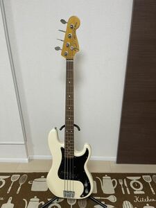 Fender Japan Precision Bass Made in Japan 日本製　ギタースタンド付きません　