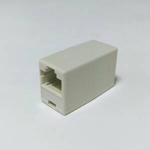 LANケーブル 中継コネクタ　1個　RJ45コネクタ　LANケーブル延長コネクタ　