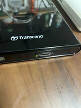 外付け CD/DVDドライブ スリム ポータブル Transcend TS8XDVDRW-K ブラック　DVDドライブ 　CDドライブ　純正コードなし　通電のみ_画像4