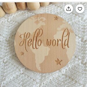 Hello world 木製レター　ニューボーンフォト