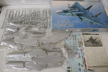 1円スタート 未組立 航空機 3点 まとめ売り マクドネル ダグラス トムキャット TOMCAT BLACK BUNNY 現状品_画像9