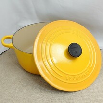 【人気シリーズ・無水鍋】 LE CREUSET ルクルーゼ 33L ココットロンド デューン イエロー ホーロー 鍋 鋳物 フランス製 IH ガス オーブン_画像1