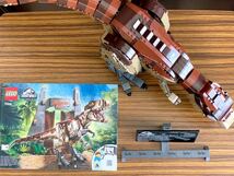 美品　LEGO 75936 正規品　T-レックスが大暴れ 75936 - ジュラシック・パーク　玩具　レゴ 組み立て済み_画像2