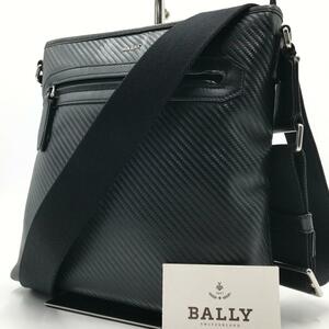 【激レア/近代モデル】BALLY バリー メンズ ビジネス ショルダーバッグ ボディバッグ キルティング 高級レザー ブラック 黒 斜め掛け