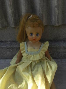Qn603 ヴィンテージドール 身長32.5cm 女の子 お人形 まばたき人形 青い瞳 スリープアイ 抱き人形 昭和レトロ レトロ玩具 80サイズ