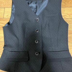 事務服ベスト セットのスカートも別売でございます