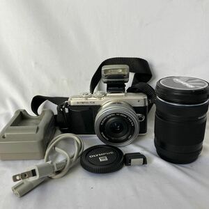 ◇【500円スタート】OLYMPUS PEN Lite E-PL7 オリンパス ミラーレス一眼レンズキット 充電器付き 40-150mm 1:4-5.6/14-42mm 1:3.5-5.6