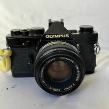 ◇【500円スタート】OLYMPUS オリンパス OM-1 フィルムカメラ レンズセット f=50mm 1:1.8 / f=135mm 1:3.5_画像2