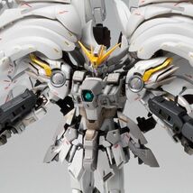 プレミアムバンダイ限定　GUNDAM FIX FIGURATION METAL COMPOSITE ウイング ガンダム スノー ホワイト プレリュード　魂ウェブ商店_画像1