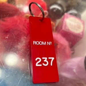 シャイニング オーバールックホテル キーホルダー The Shining Overlook Hote Room No237 Key Holder