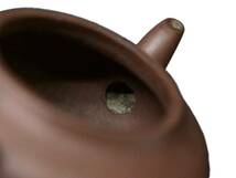 S122 孟臣製 在銘 朱泥紫砂 煎茶 茶壷 朱泥急須 時代唐物 骨董品 陶器 茶道具 幅:12.7×8.2cm_画像8