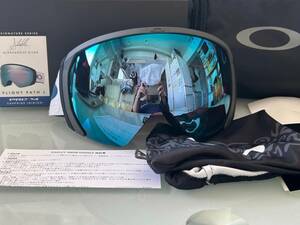 OAKLEY Flight Path L Kilde Sig W/PrizmSapphire Iridum GBL 未使用品！！A