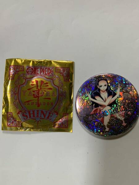 ワンピース　ロビン　輩　缶バッジ　SHINE ONE PIECE