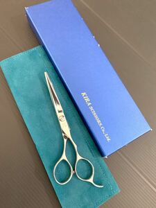 KIRA SCISSORS キラシザーズ　MOVES 5.5 美容師　ヘアサロン　美品　ケース付き