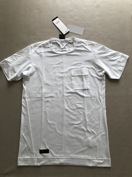 送料無料◆新品◆オークリー SKULL COMMON CREW TEE 3.0◆(M)◆FOA403531-100◆OAKLEY スカル 半袖シャツ