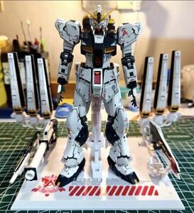 RG 1/144RX-93 νガンダム専用台座 HG 1/144汎用