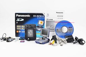 11102310 美品　Panasonic　SV-AV30　SDマルチカメラ　付属品ほぼ完備　SD２GB付属