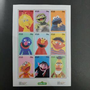 フィジー切手　セサミストリートキャラクター9種シート　ロンドン国際切手展2000出品　2000年発行　未使用美品